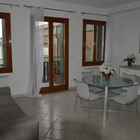 Apartamento Calle Michelangelo Venecia