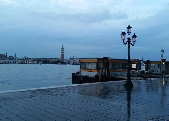 公寓 Calle Michelangelo *