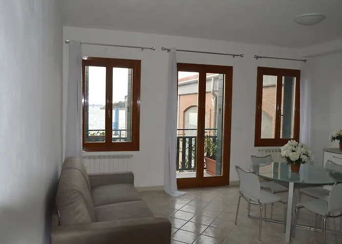 Calle Michelangelo 公寓