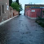 Calle Michelangelo Venedig